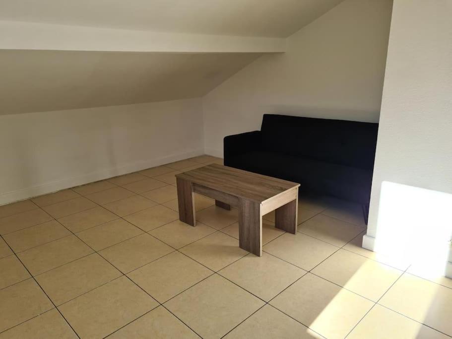 Appartement - Cluses Eksteriør billede